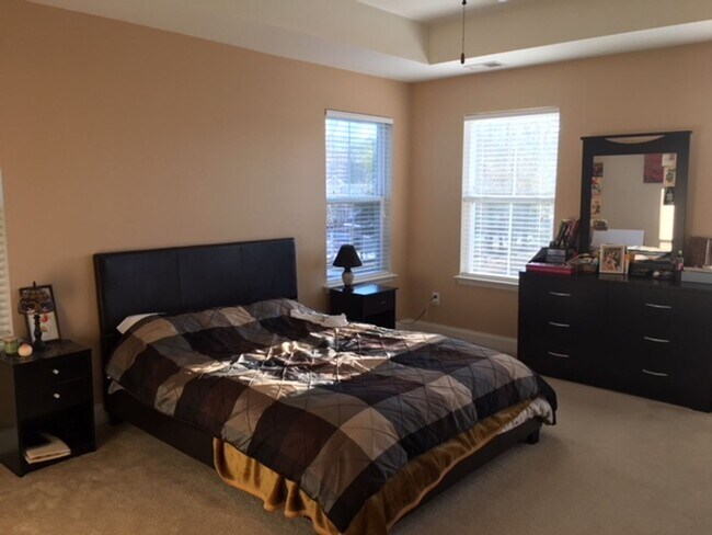 Foto del edificio - 322 Weeping Willow Way