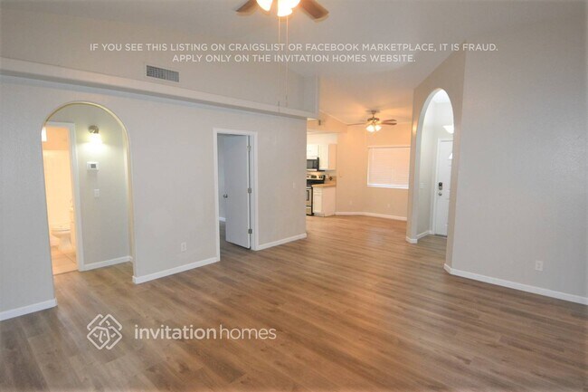 Foto del edificio - 10219 N 89th Ave