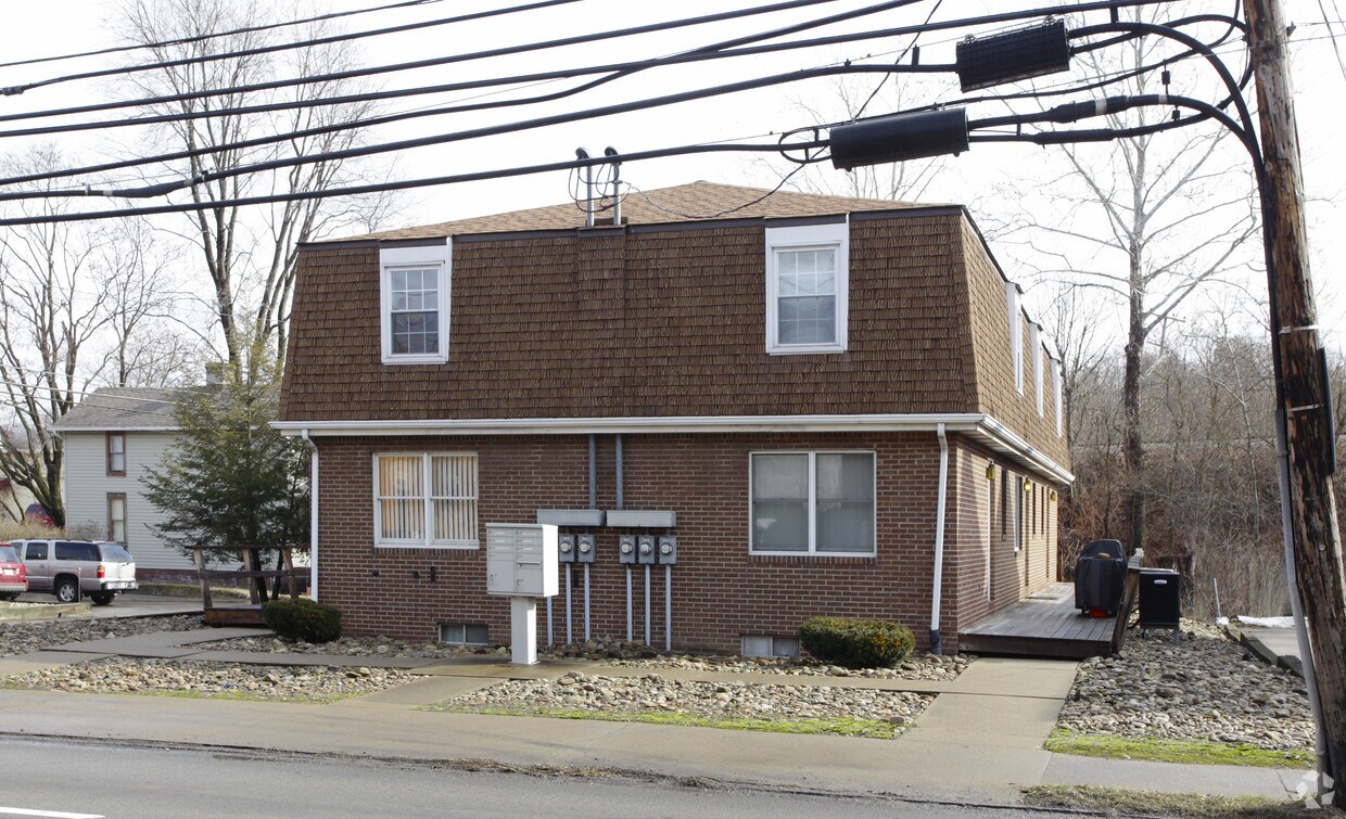 207 Washington Pike, Bridgeville, PA 15017 Apartments Bridgeville, PA