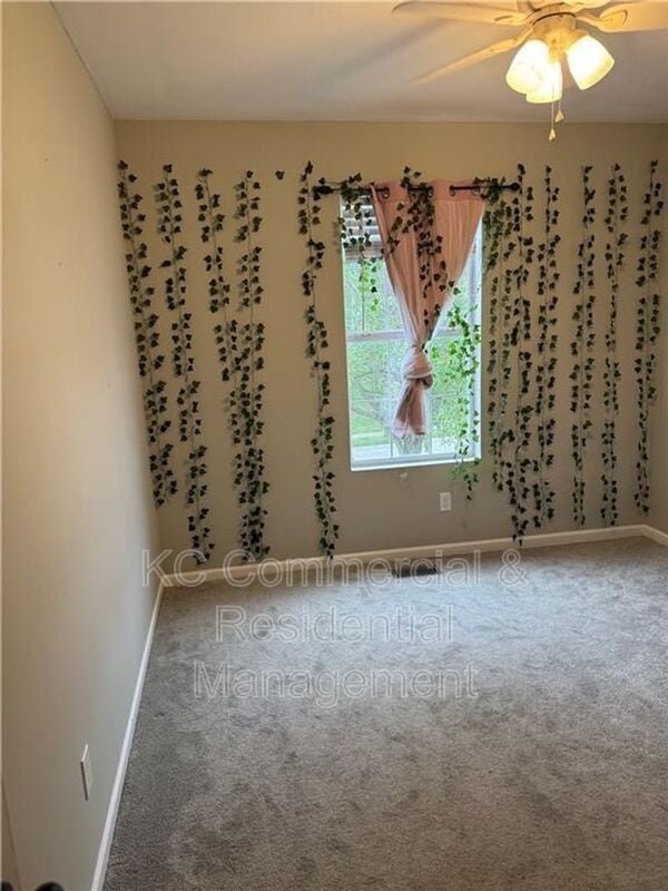 Building Photo - 8415 NE 110th Terrace