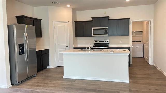 Building Photo - 205 Redstone Ln