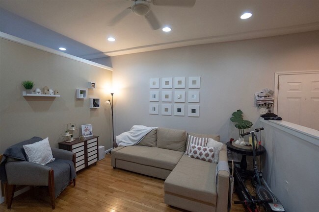 Foto del edificio - 3803 Palisade Ave
