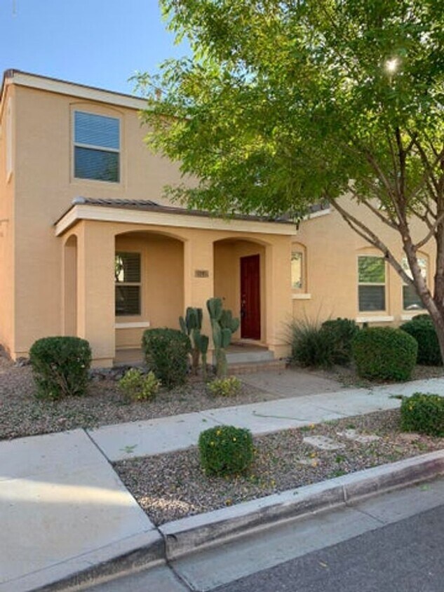 4 bedroom in Lyon's Gate - 4 bedroom in Lyon's Gate