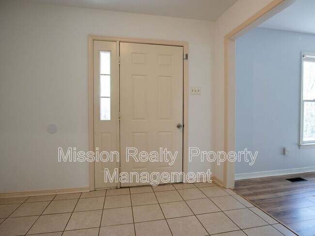 Building Photo - 12013 Amber Meadows Ln