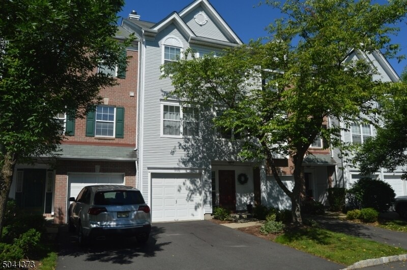 Primary Photo - 10 Prescott Ct