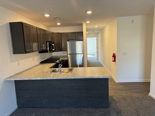 Foto del edificio - 3211 Ventura Drive - Valley View Building 32