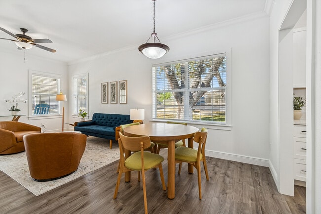 Building Photo - Canopy Walk