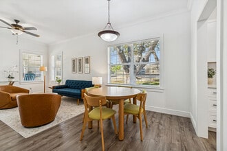 Building Photo - Canopy Walk