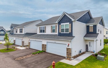 Building Photo - 271 Barrett Dr