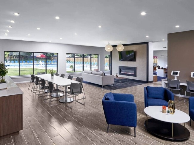 Resident Lounge with Pool View - Village Square