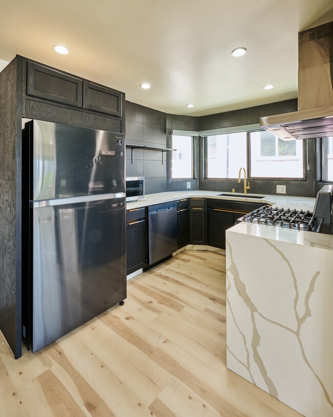 Foto del edificio - 1139 Bellevue Ave