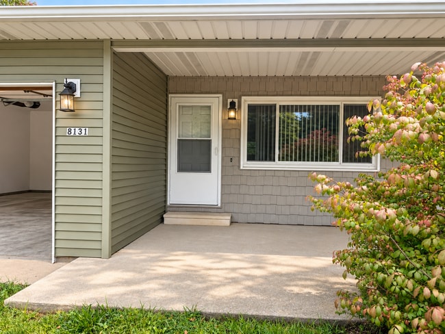 Building Photo - 8131 Ravine Rd