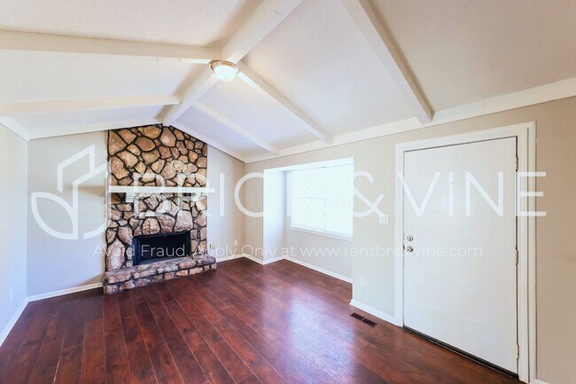 Building Photo - Fantastic Home in Birmingham