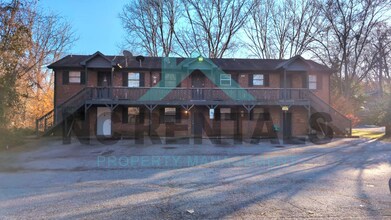 Building Photo - 2403 Markwood Ln SE