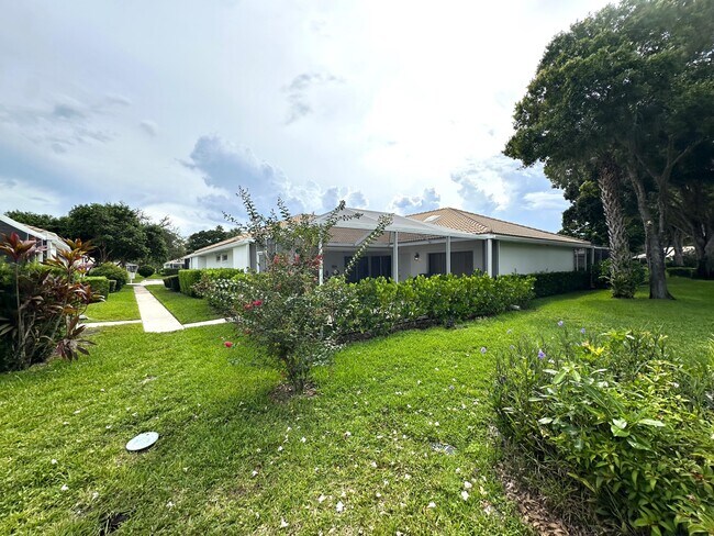 Foto del edificio - 1702 Silverleaf Oak Ct