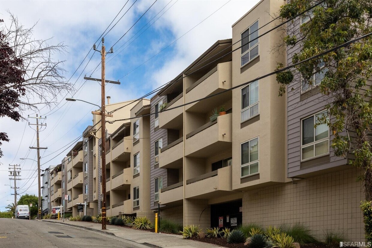 Foto principal - 66 Fairmount Ave