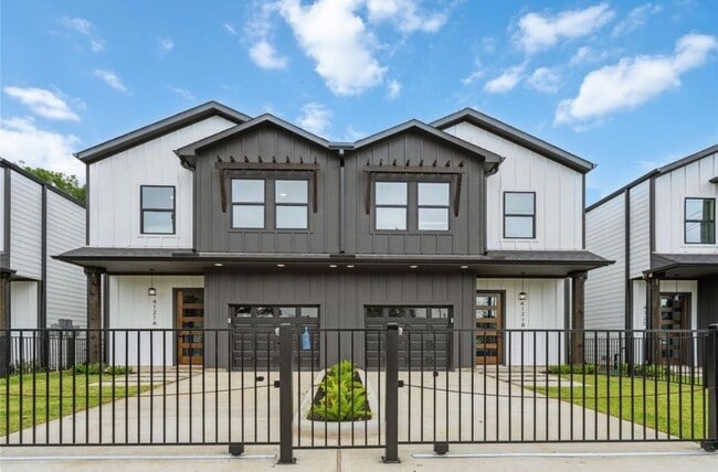 Photo - 4121 Shelby Cir Townhome