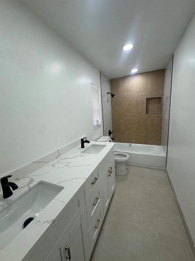 Foto del edificio - 6260 SW 6th St