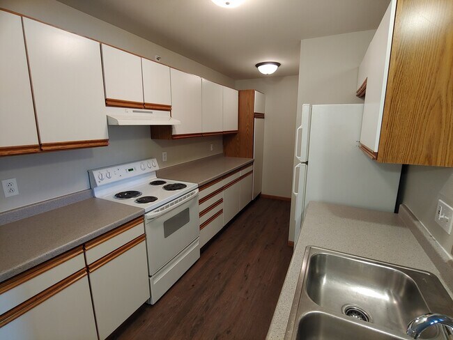 Foto del edificio - 394 Pine Tree Dr