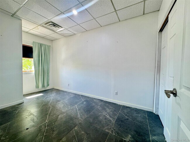 Foto del edificio - 150-11 14th Ave