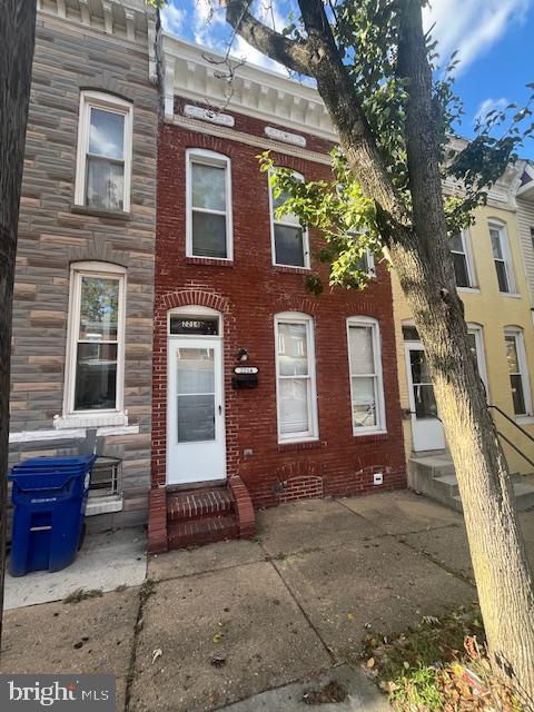 Foto principal - 2214 Sidney Ave