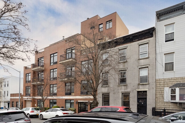 Building Photo - 26 4th St