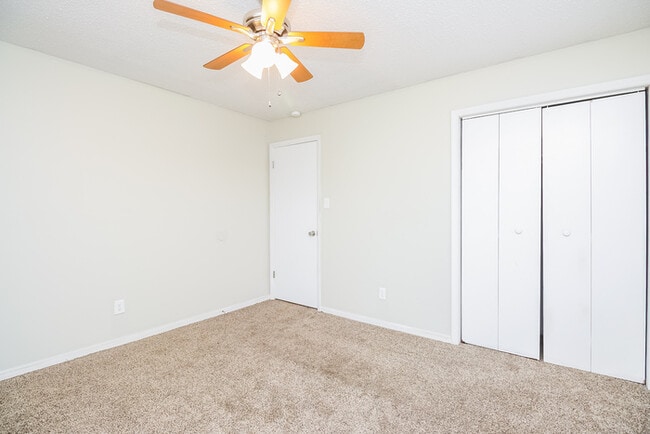 Building Photo - 2804 Patio Pl