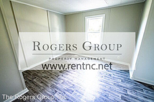 Foto del edificio - 3 br, 1 bath House - 420 Owen Street