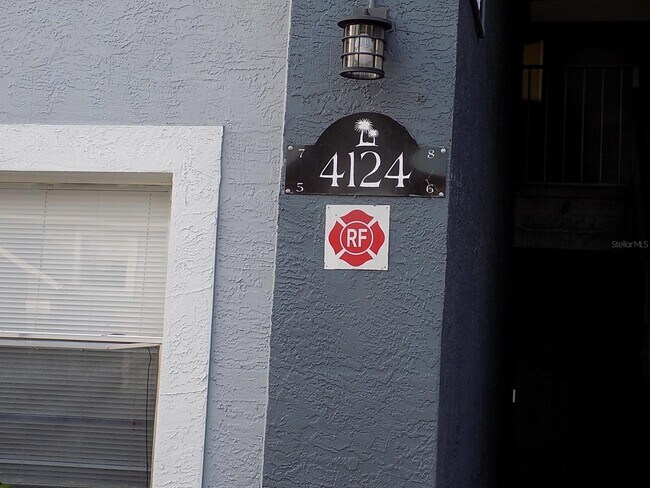 Foto del edificio - 4124 Pershing Pointe Place Unit 6