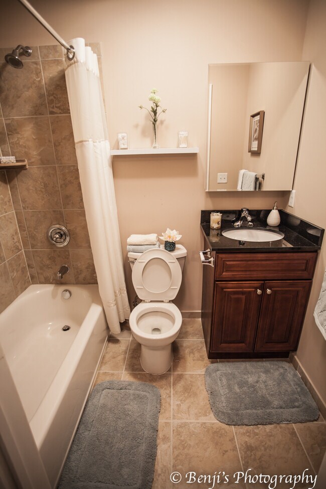 Bathroom - 1130 Fairmount Ave