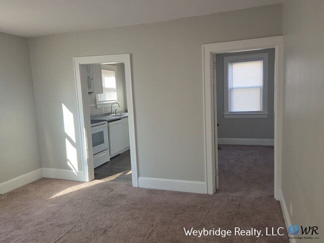 Foto del edificio - 2218 Drex Ave