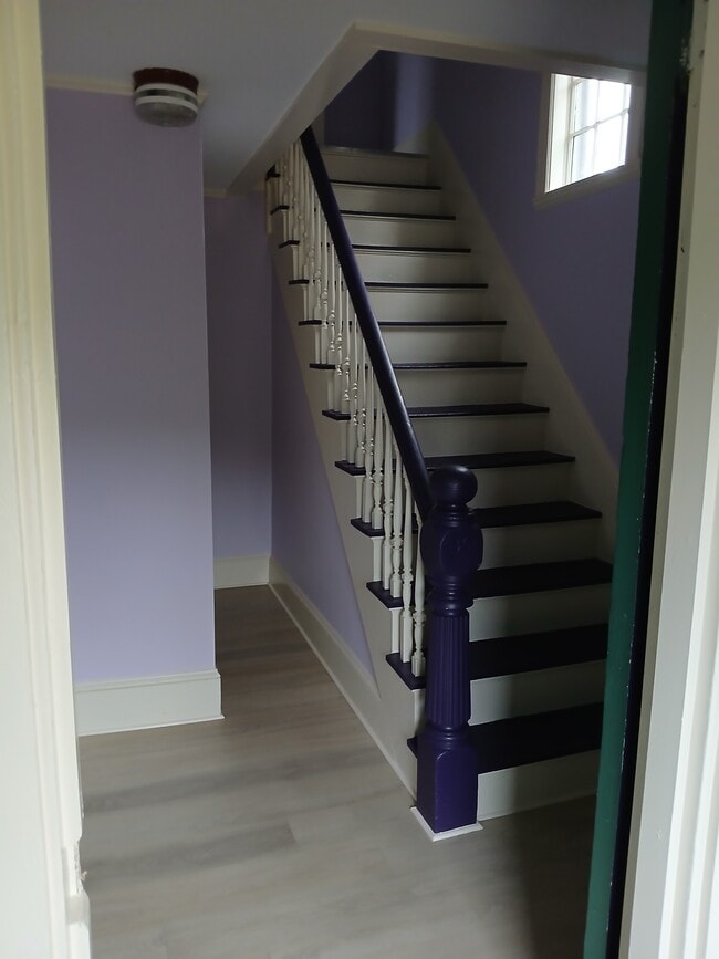 Hallway leading to apartment - 367 Portland St