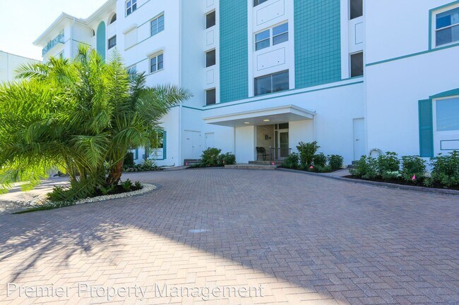 Building Photo - 2 br, 2 bath House - 2011 Gulf Shore Boule...