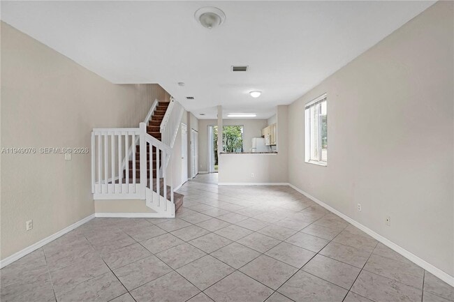 Building Photo - 3533 Sonoma Dr