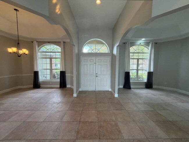 Foto del edificio - 5290 Chiswick Cir