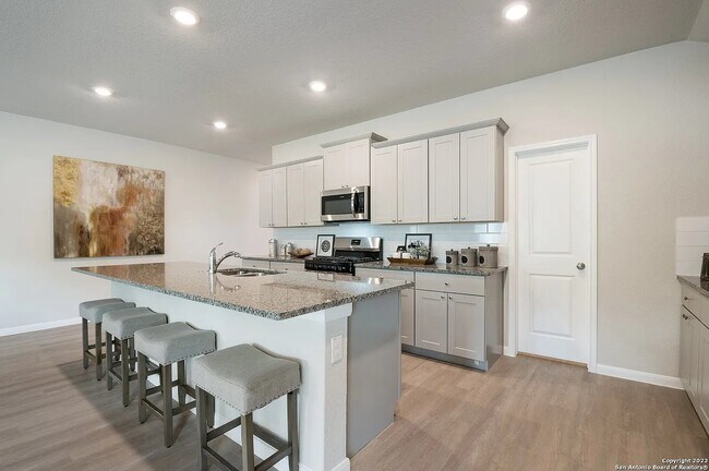 Foto del edificio - 3703 Gristmill Wy