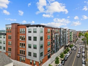 Building Photo - 260 Ave E