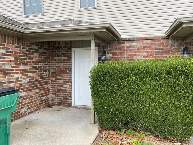 Foto del edificio - 3066 Memory Ln