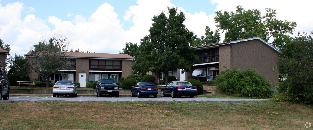Building Photo - 24 Elvino Florry Dr