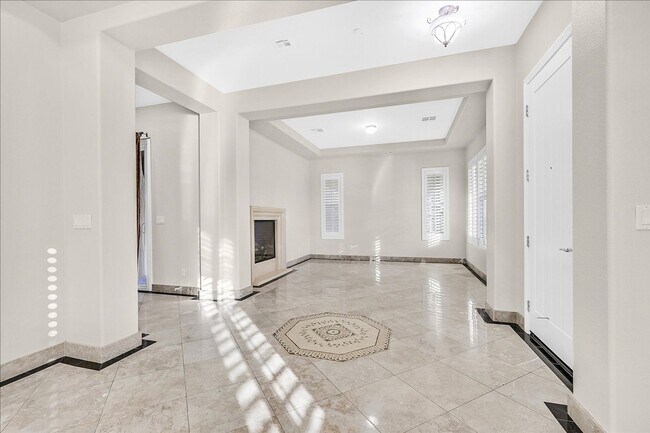 Building Photo - Stunning 4 Bedroom, 4 Bath Home in Inspirada
