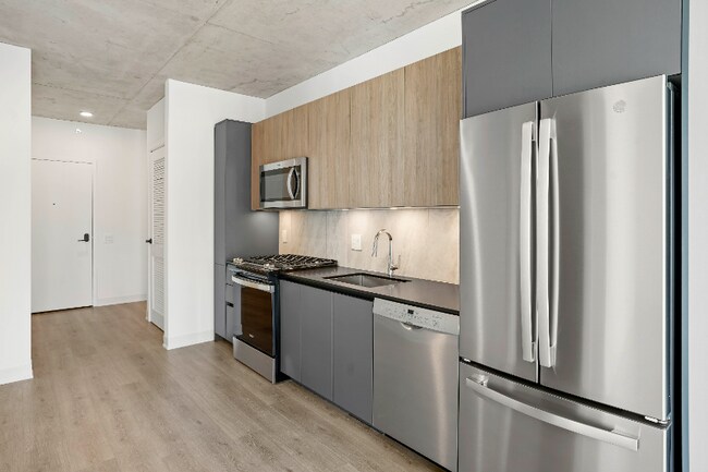 Foto del edificio - 245 W Polk St