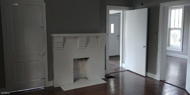 Building Photo - 5107 Peter Taylor Park Dr