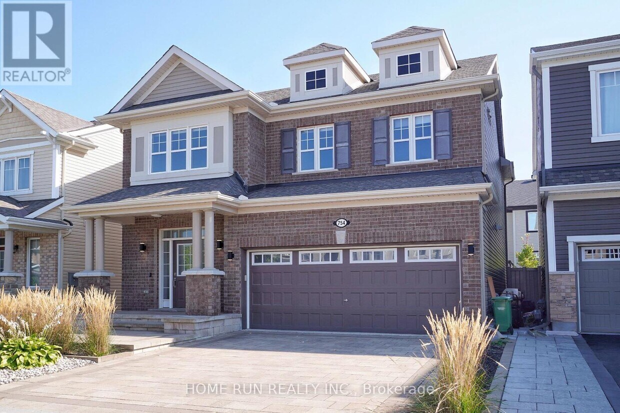 Primary Photo - 754 Devario Cres