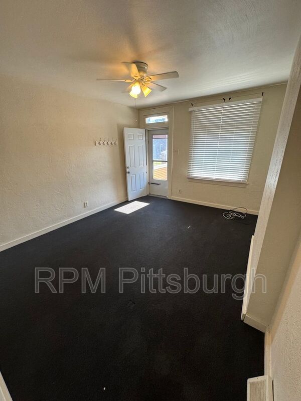 Photo - 1004 11th St House