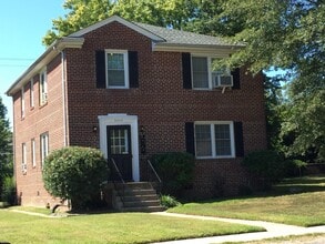 Building Photo - 5303 W Franklin St