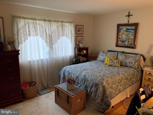 Foto del edificio - 1521 Colonial Dr