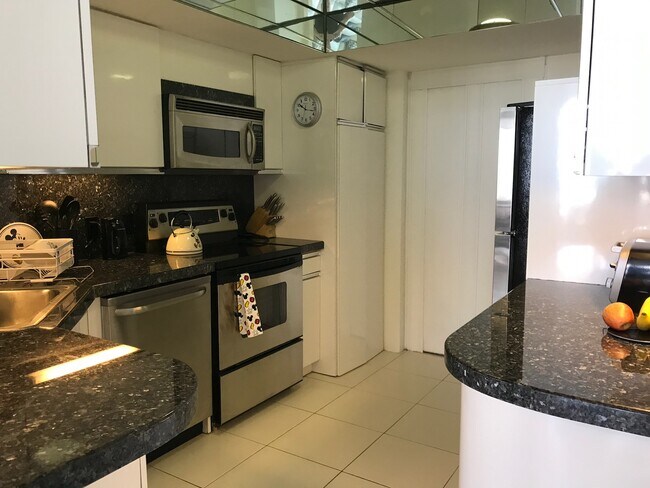 Foto del edificio - 2200 S Ocean Ln