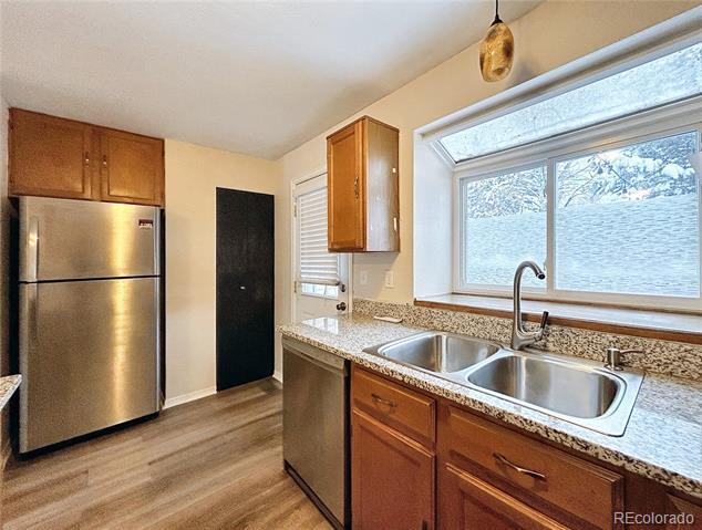Foto del edificio - 4696 S Dillon Ct
