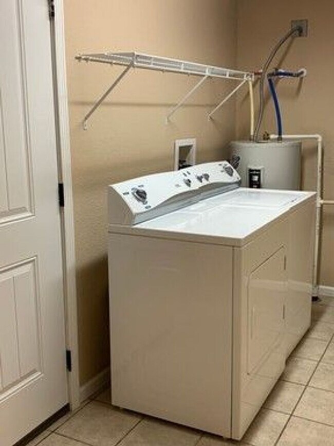 Foto del edificio - 6717-MF2-E2