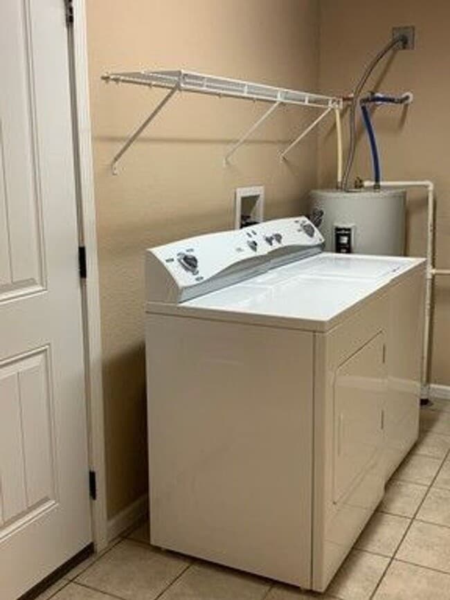 Building Photo - 6717-MF2-E2